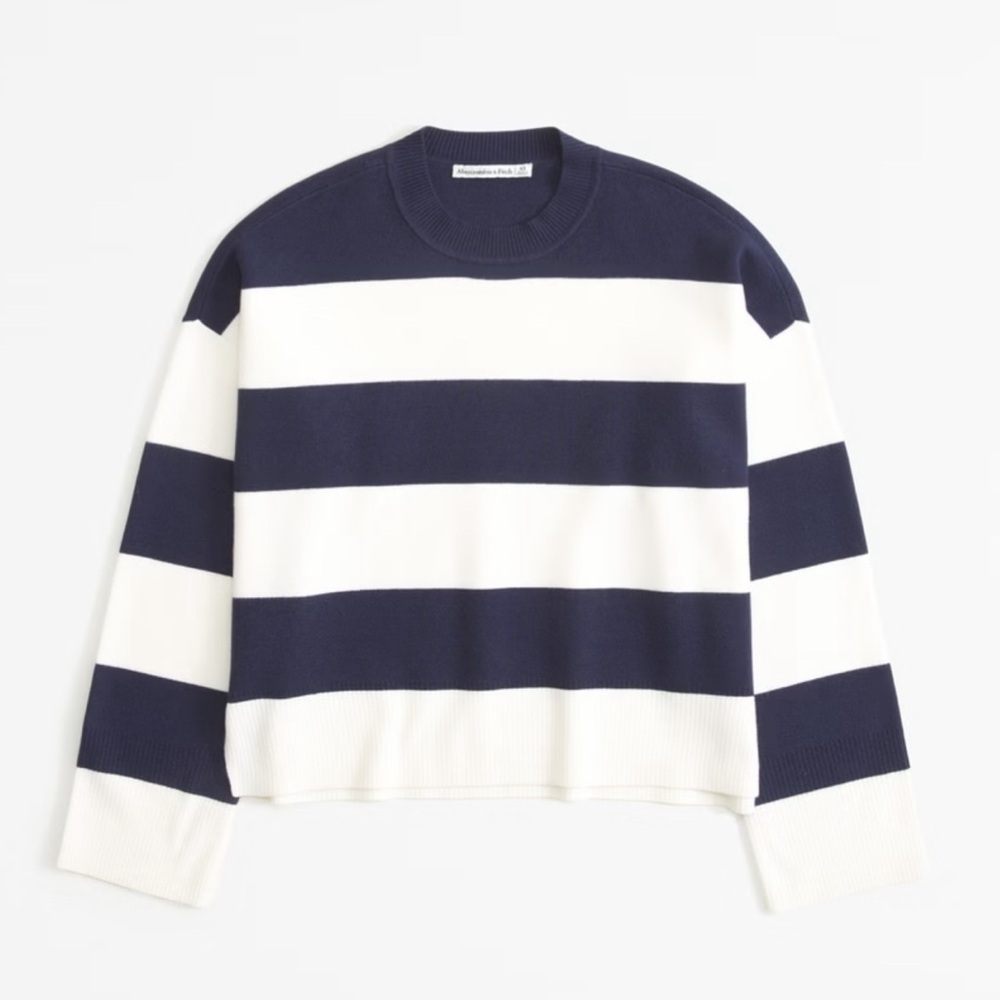 Abercrombie Sweater - Picture 1 of 5